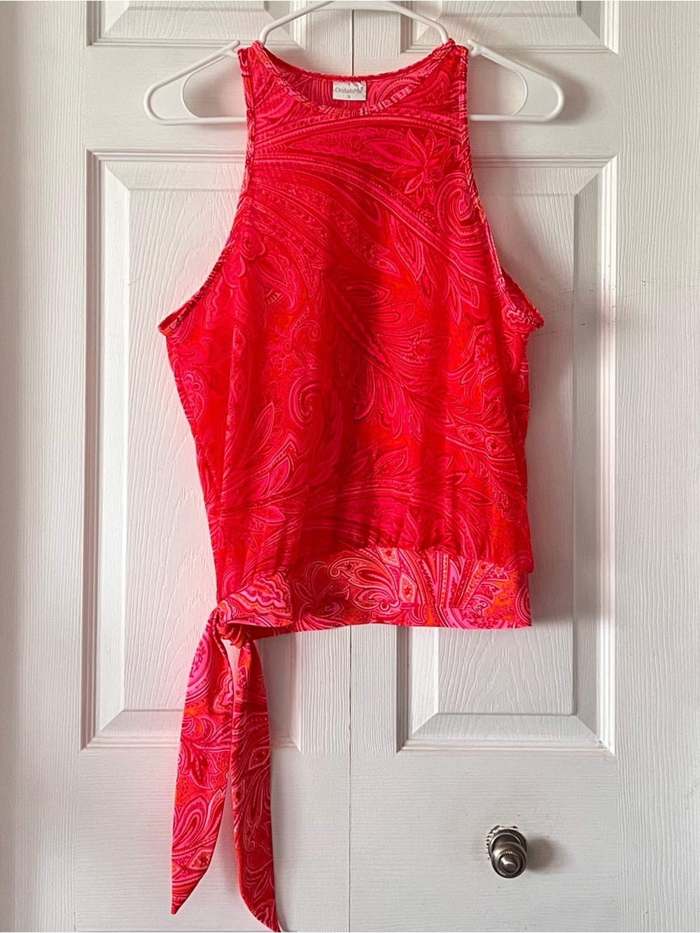 OndadeMar Paisley Sleeveless Top